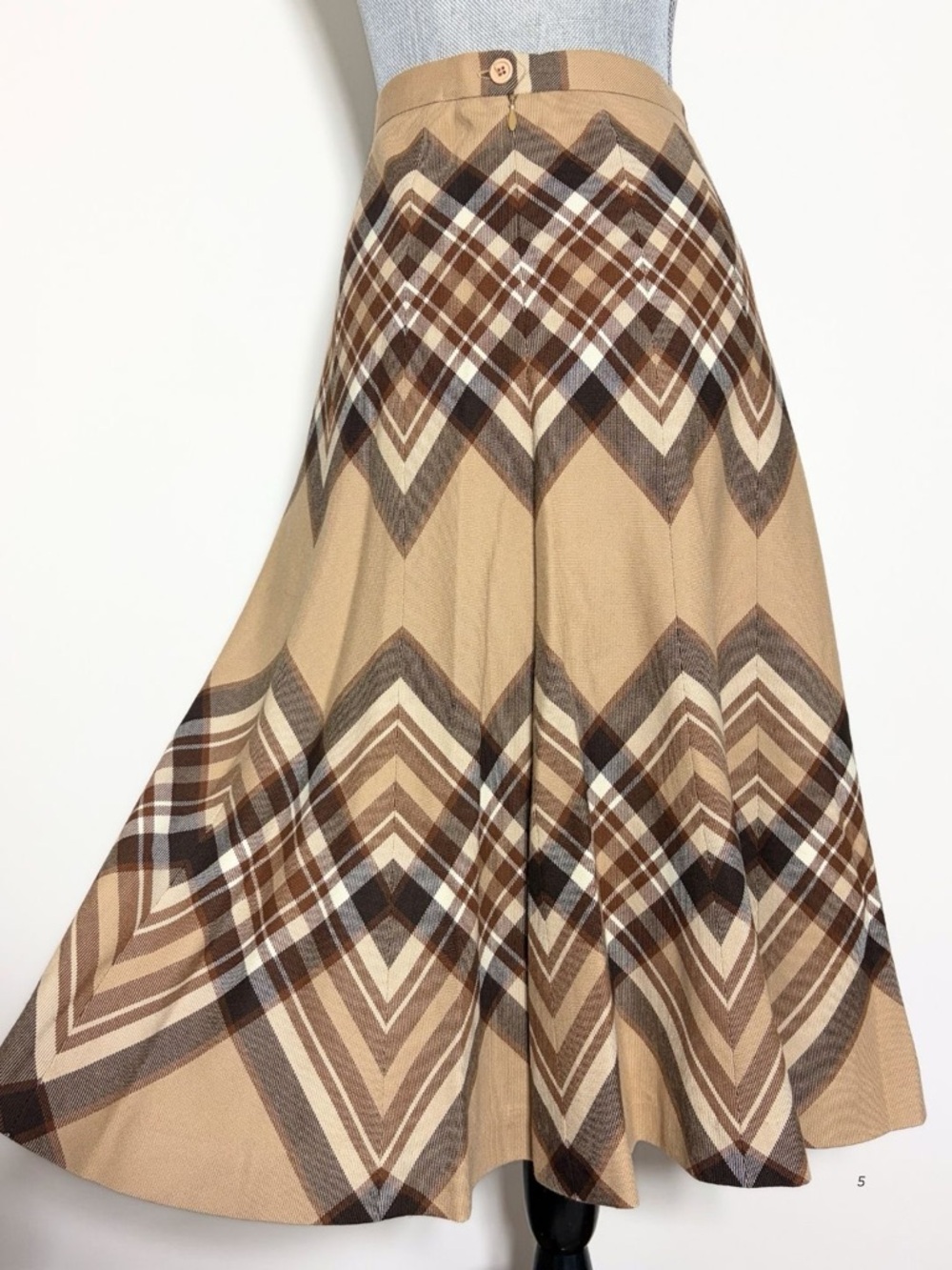 Vintage Wool Plaid Skirt High Waist A-Line Brown Preppy Classic Size Small - Picture 3 of 10